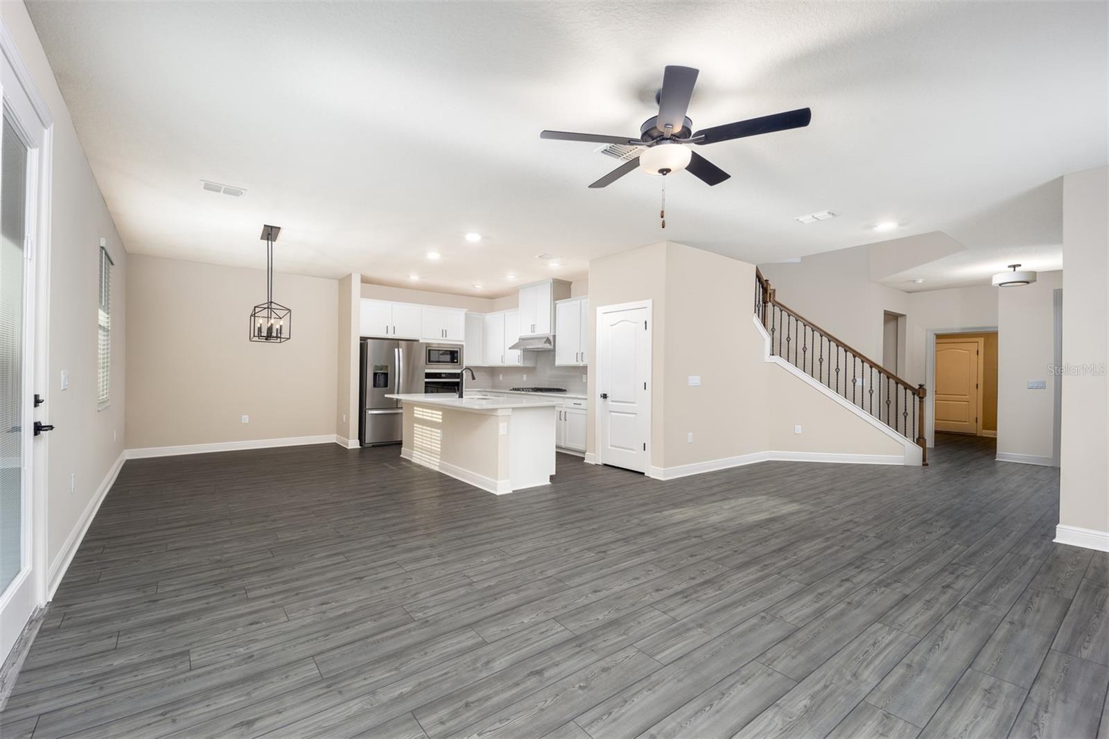 Image 3 of 7 For 7728 Somersworth Drive