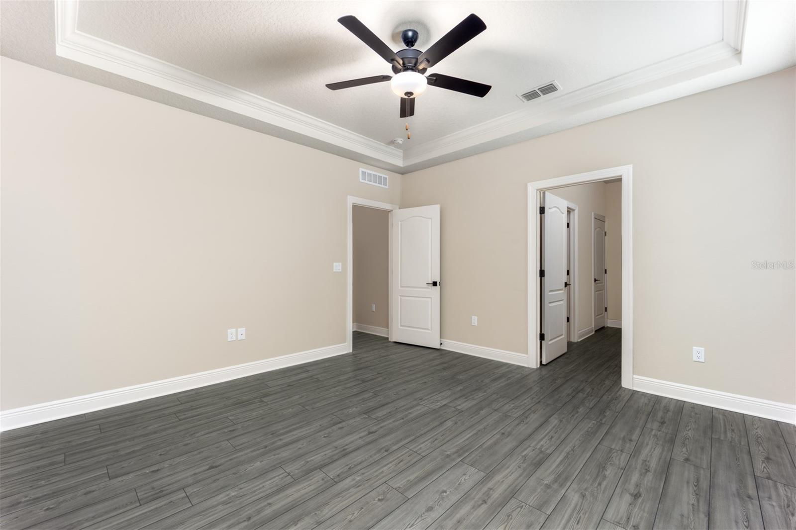 Image 4 of 7 For 7728 Somersworth Drive
