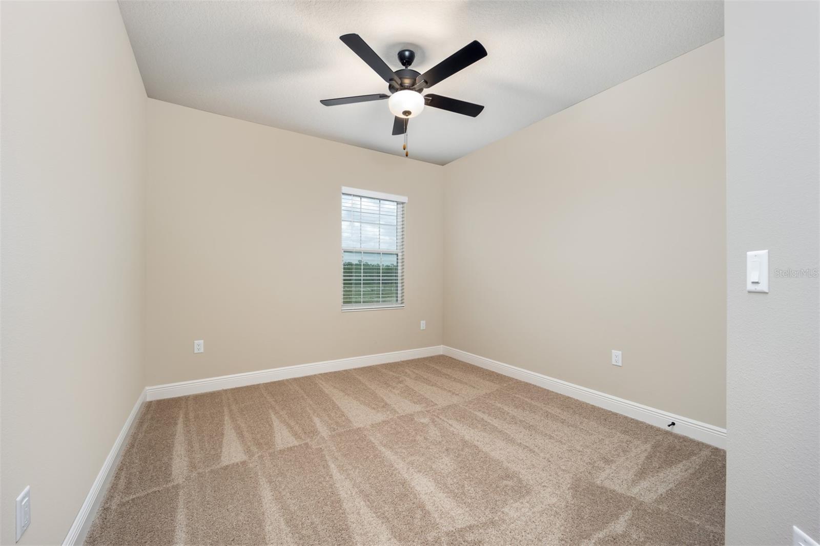 Image 6 of 7 For 7728 Somersworth Drive