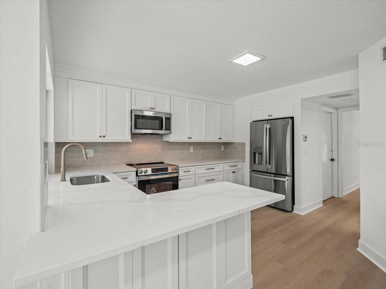 Image 13 of 48 For 3334 Westmoreland Drive