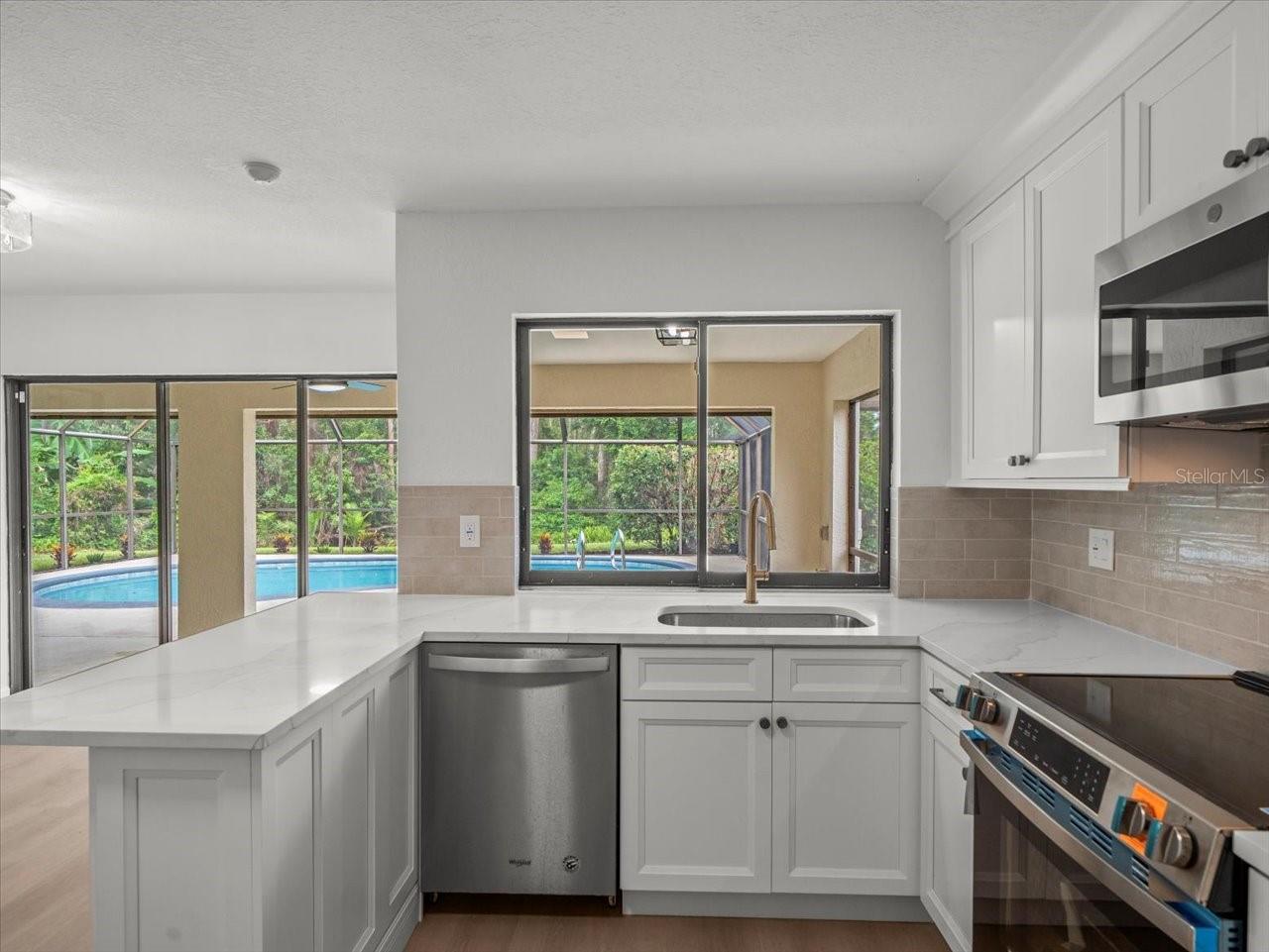 Image 14 of 48 For 3334 Westmoreland Drive