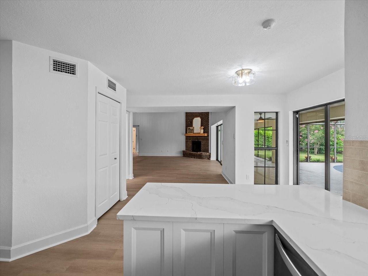 Image 15 of 48 For 3334 Westmoreland Drive