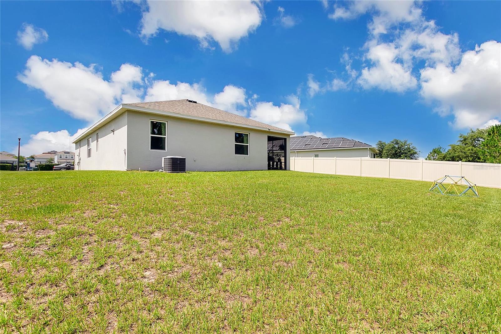 Image 20 of 35 For 356 Irving Bend Drive