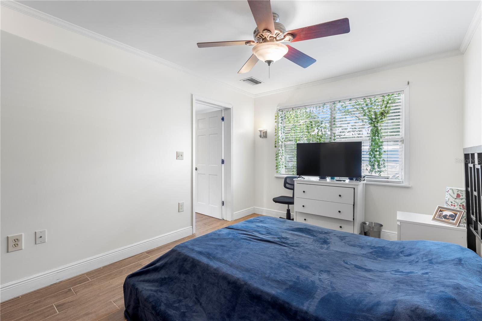 Image 11 of 40 For 4905 Bartlett Drive