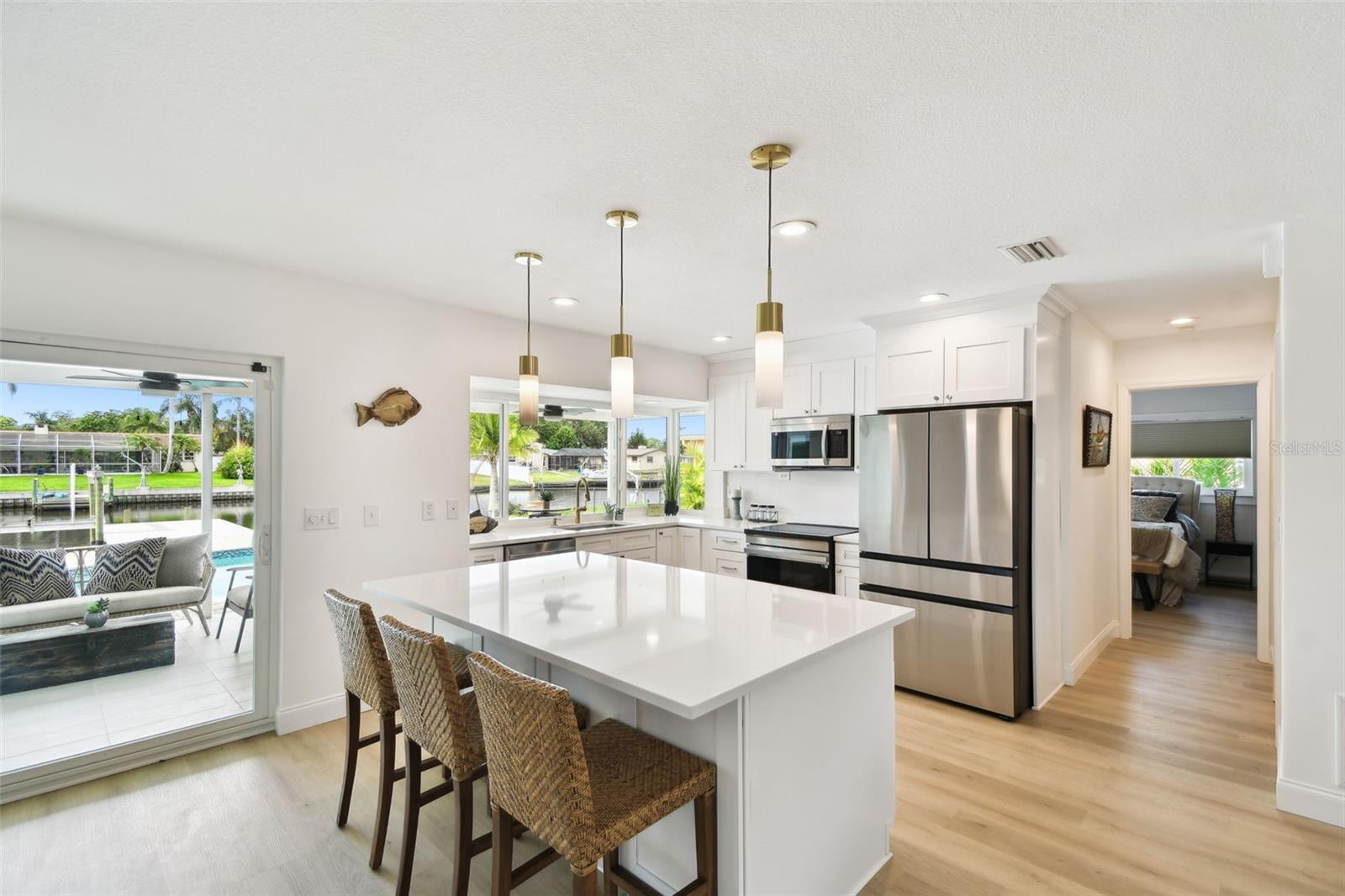Image 10 of 42 For 2191 Waterside Drive
