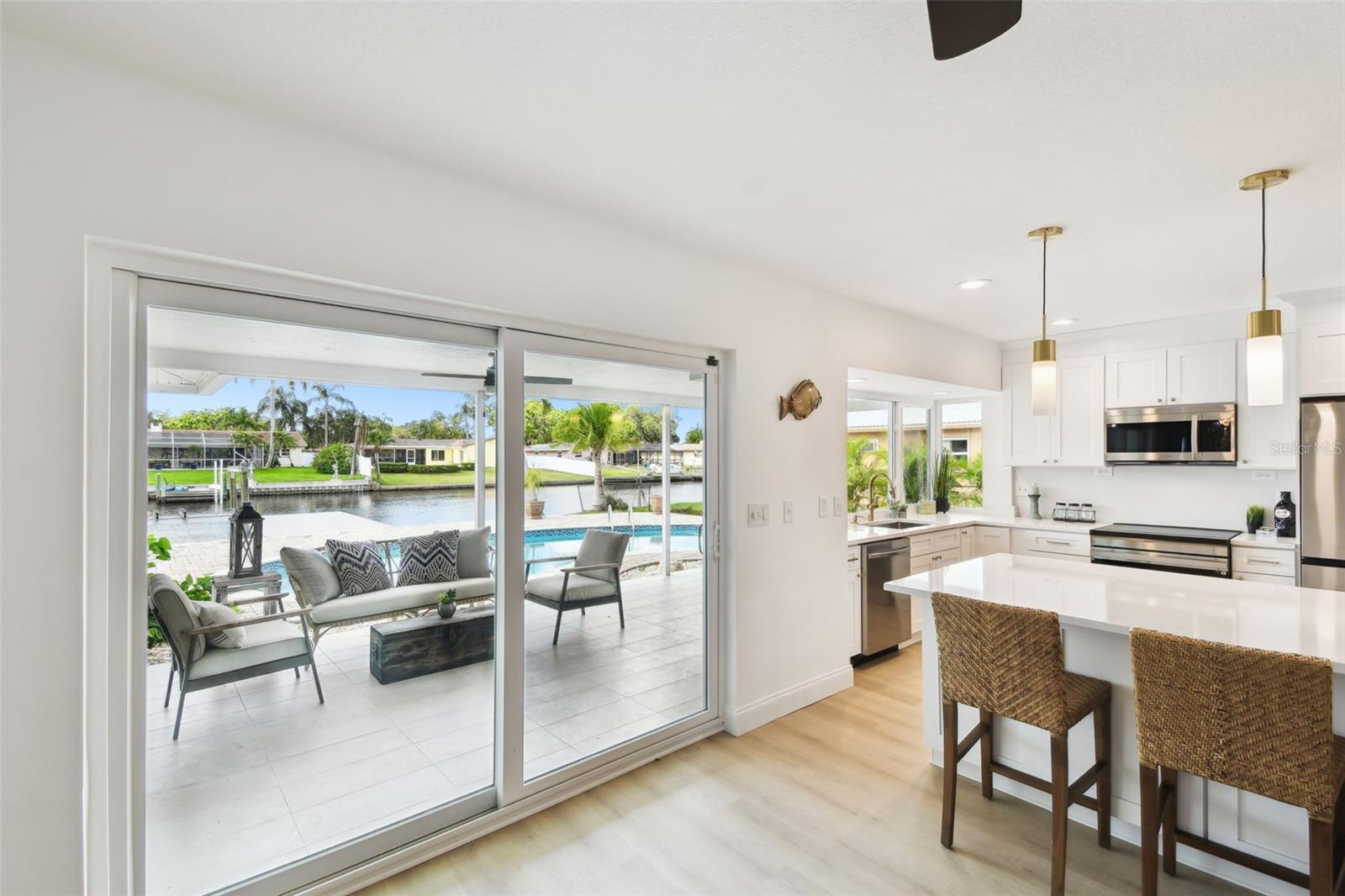Image 11 of 42 For 2191 Waterside Drive