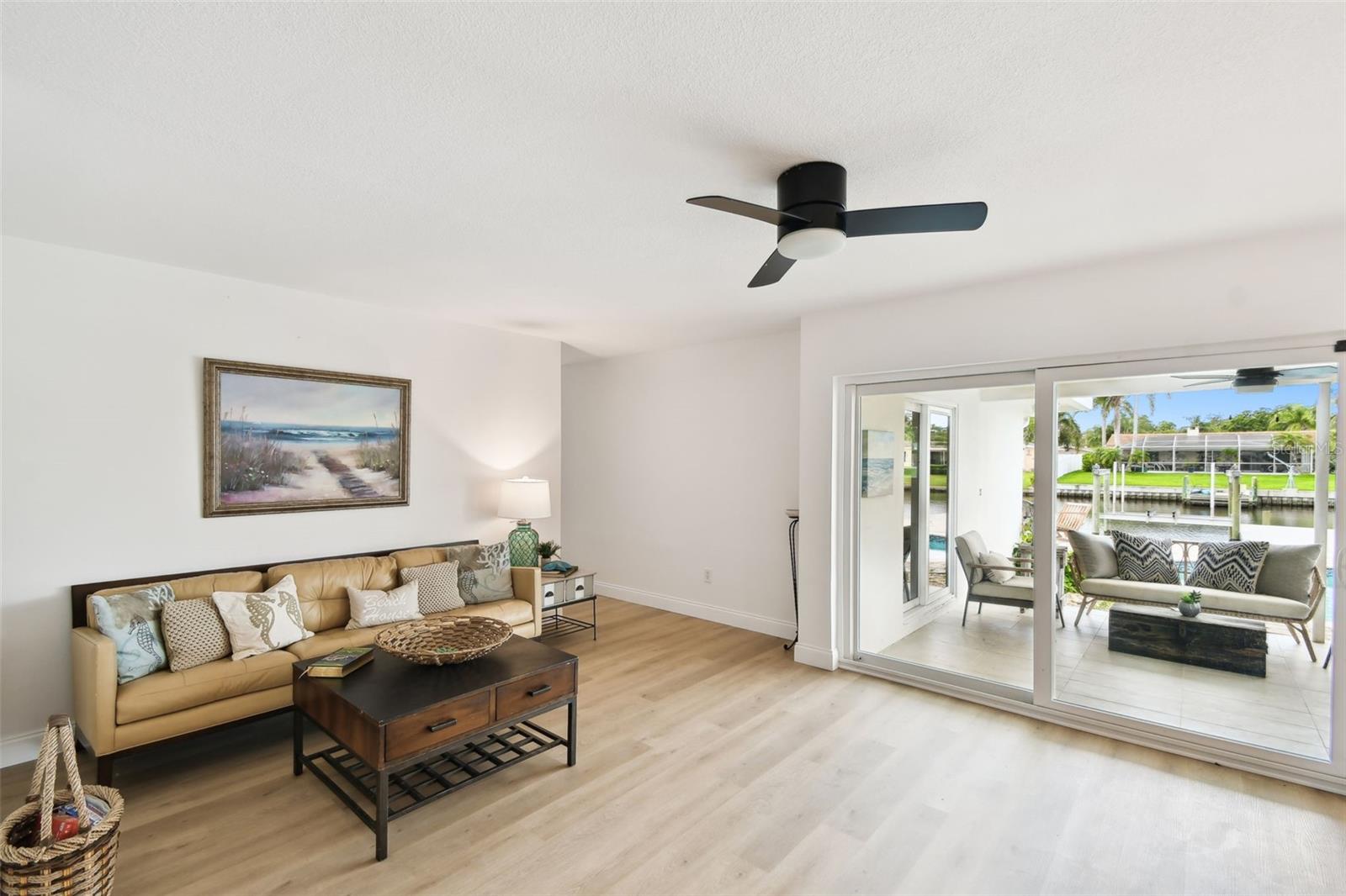 Image 15 of 42 For 2191 Waterside Drive