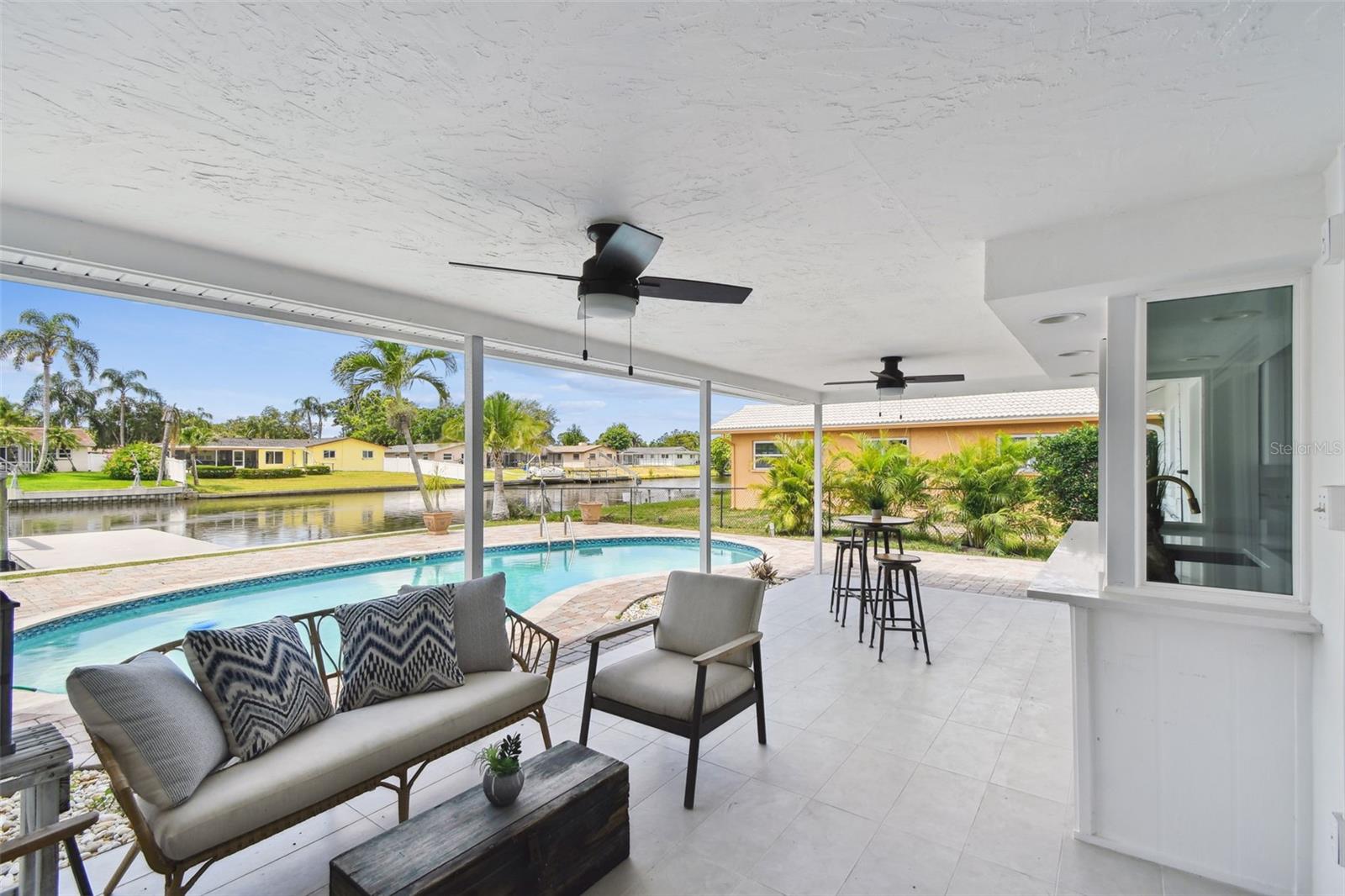 Image 17 of 42 For 2191 Waterside Drive