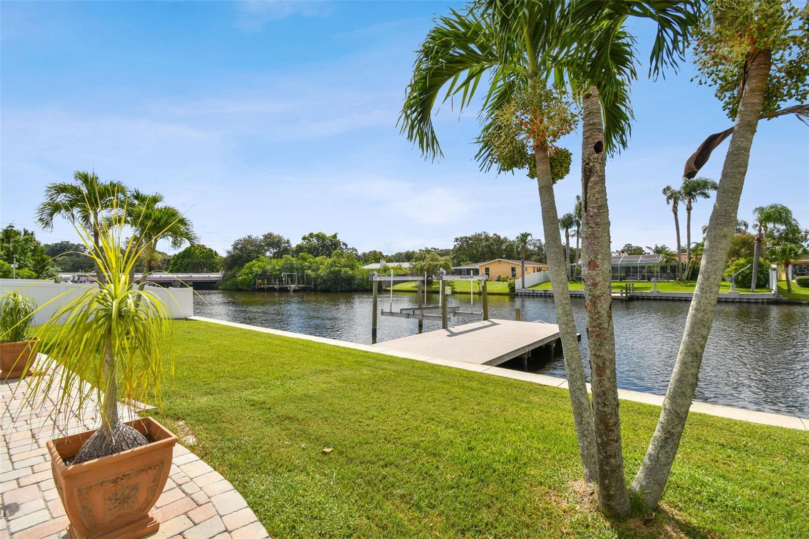 Image 18 of 42 For 2191 Waterside Drive