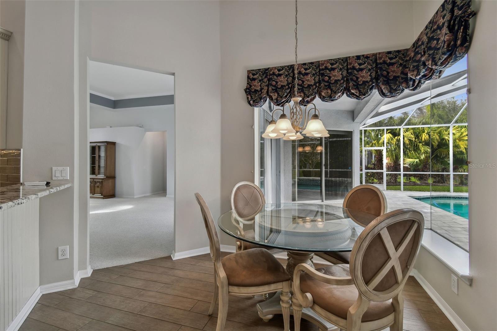 Listing photo id 24 for 15209 Hammock Chase Court