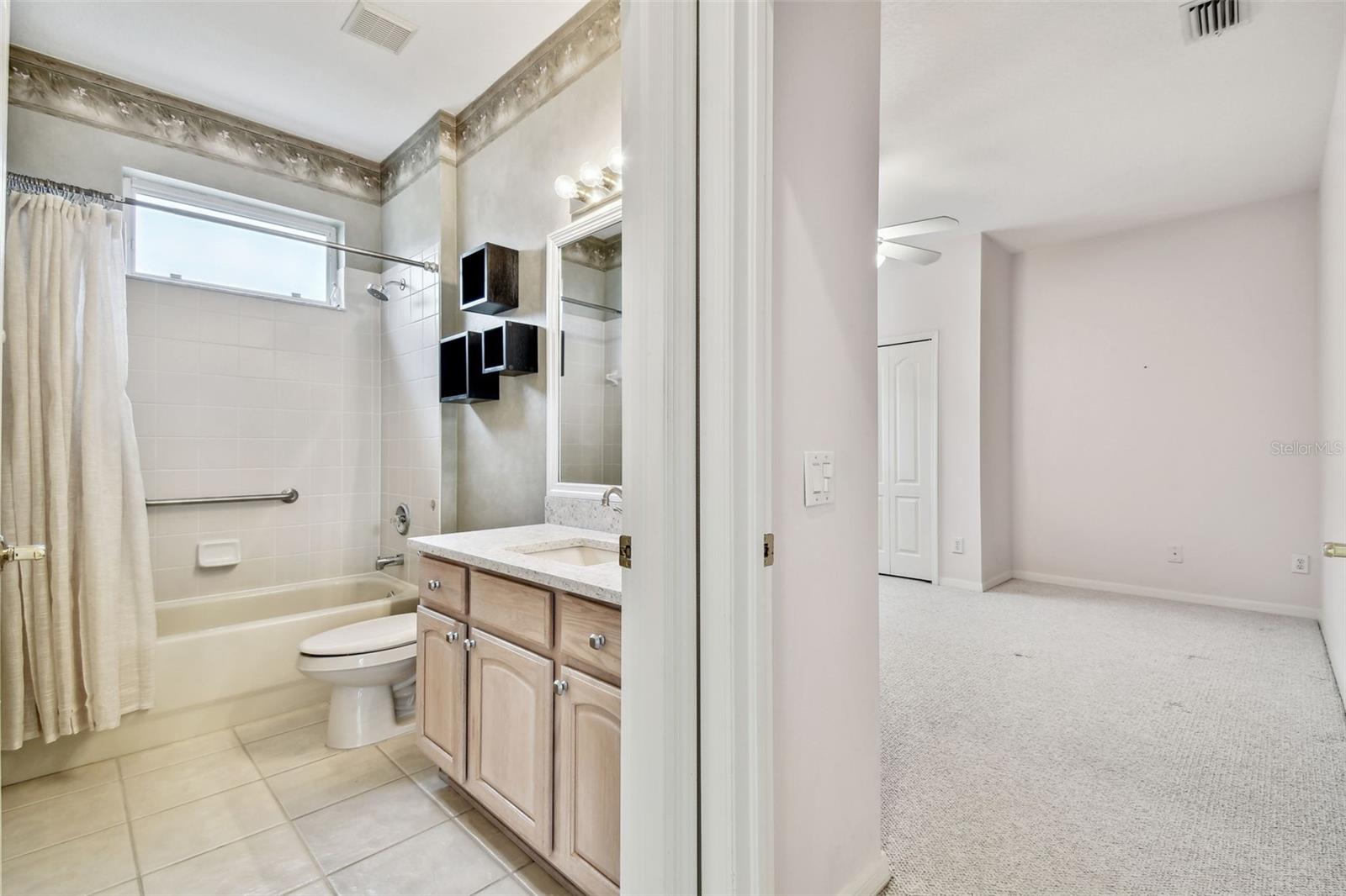 Listing photo id 44 for 15209 Hammock Chase Court