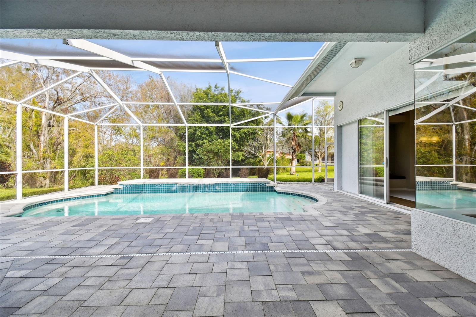 Listing photo id 59 for 15209 Hammock Chase Court