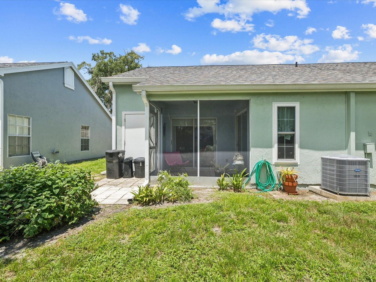 Listing photo id 19 for 4220 Revere Circle