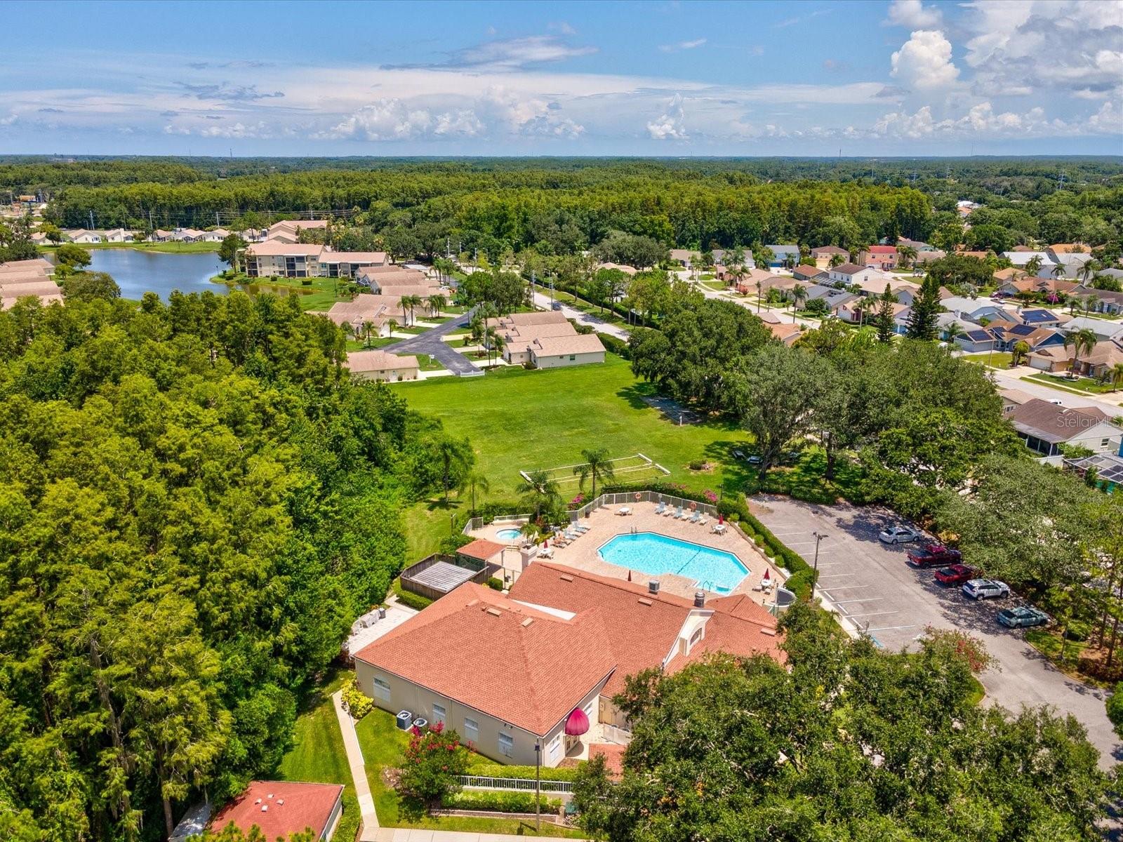 Listing photo id 47 for 4220 Revere Circle