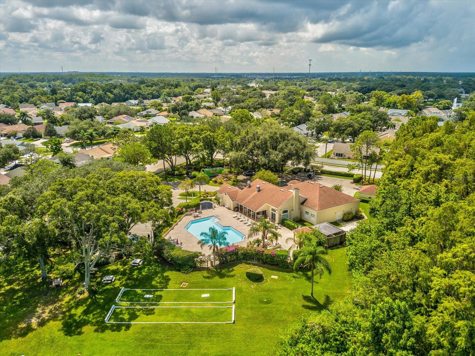 Listing photo id 51 for 4220 Revere Circle