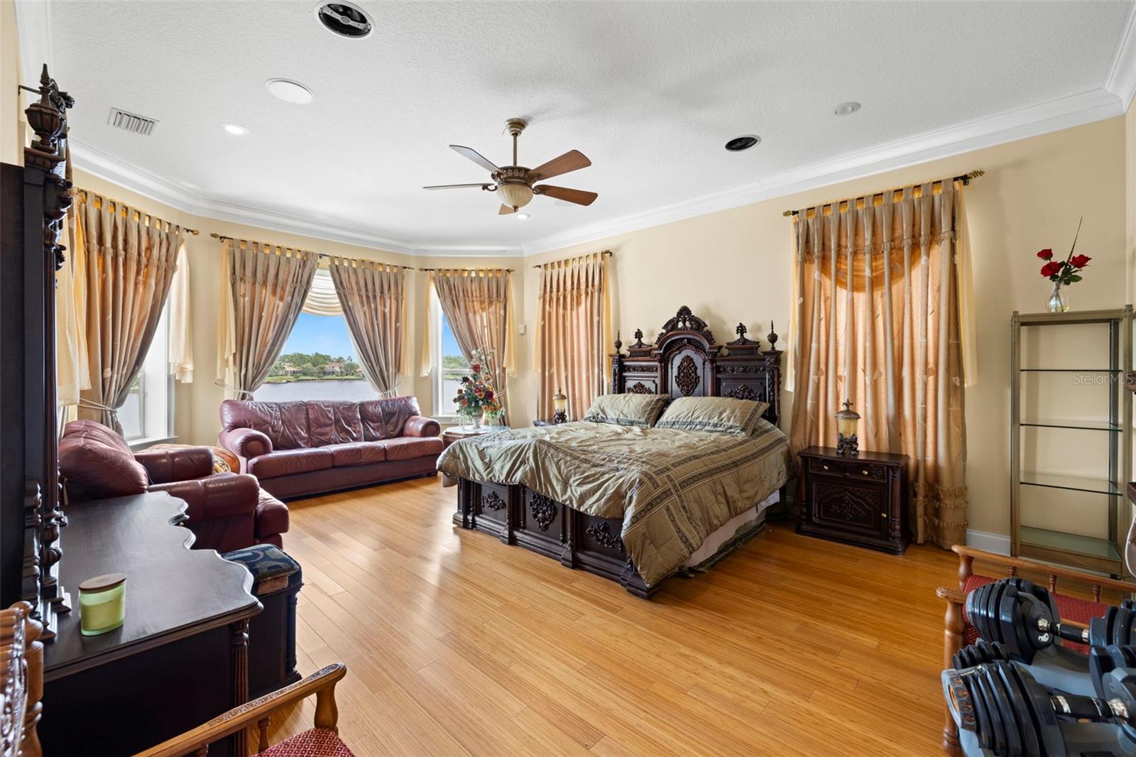 Image 27 of 68 For 10549 Cory Lake Drive