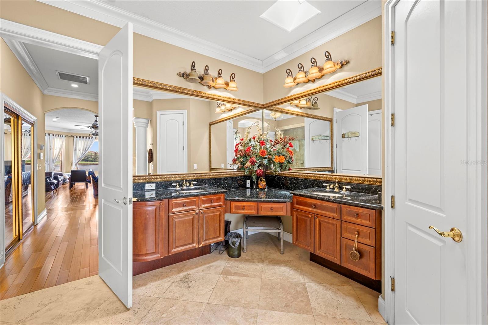 Image 31 of 68 For 10549 Cory Lake Drive