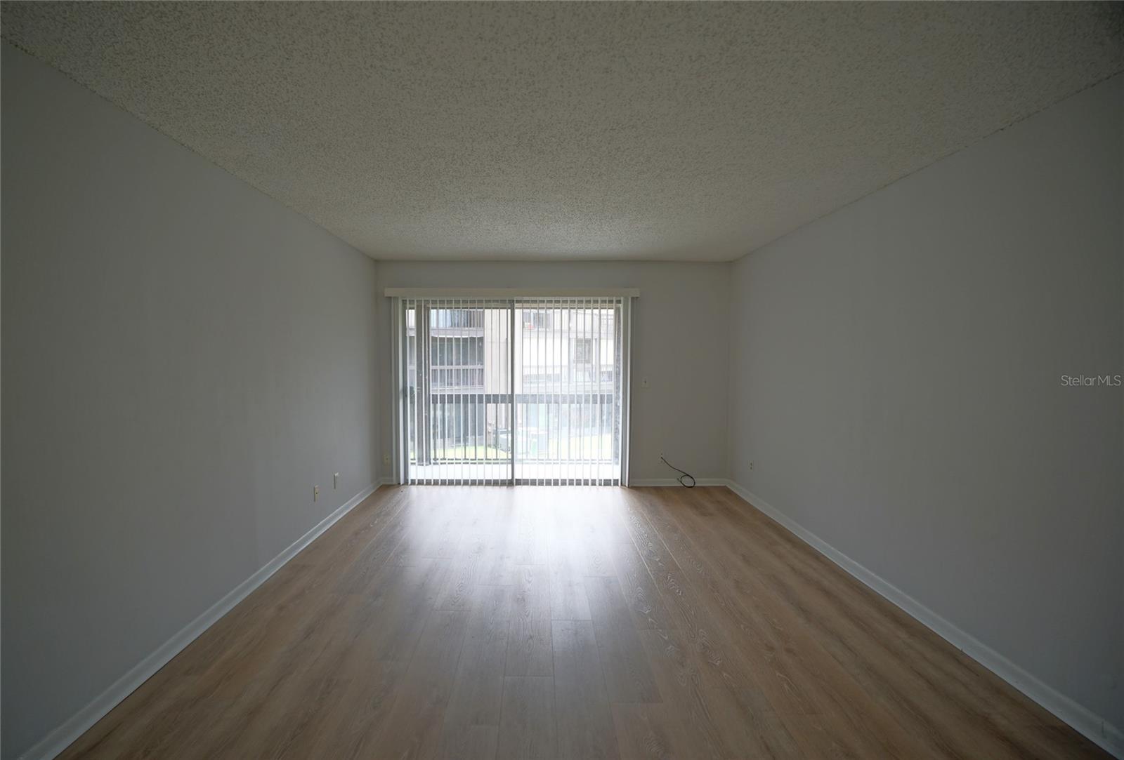 Image 13 of 21 For 6338 Newtown Circle B2