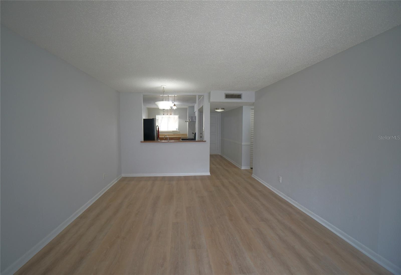 Image 16 of 21 For 6338 Newtown Circle B2
