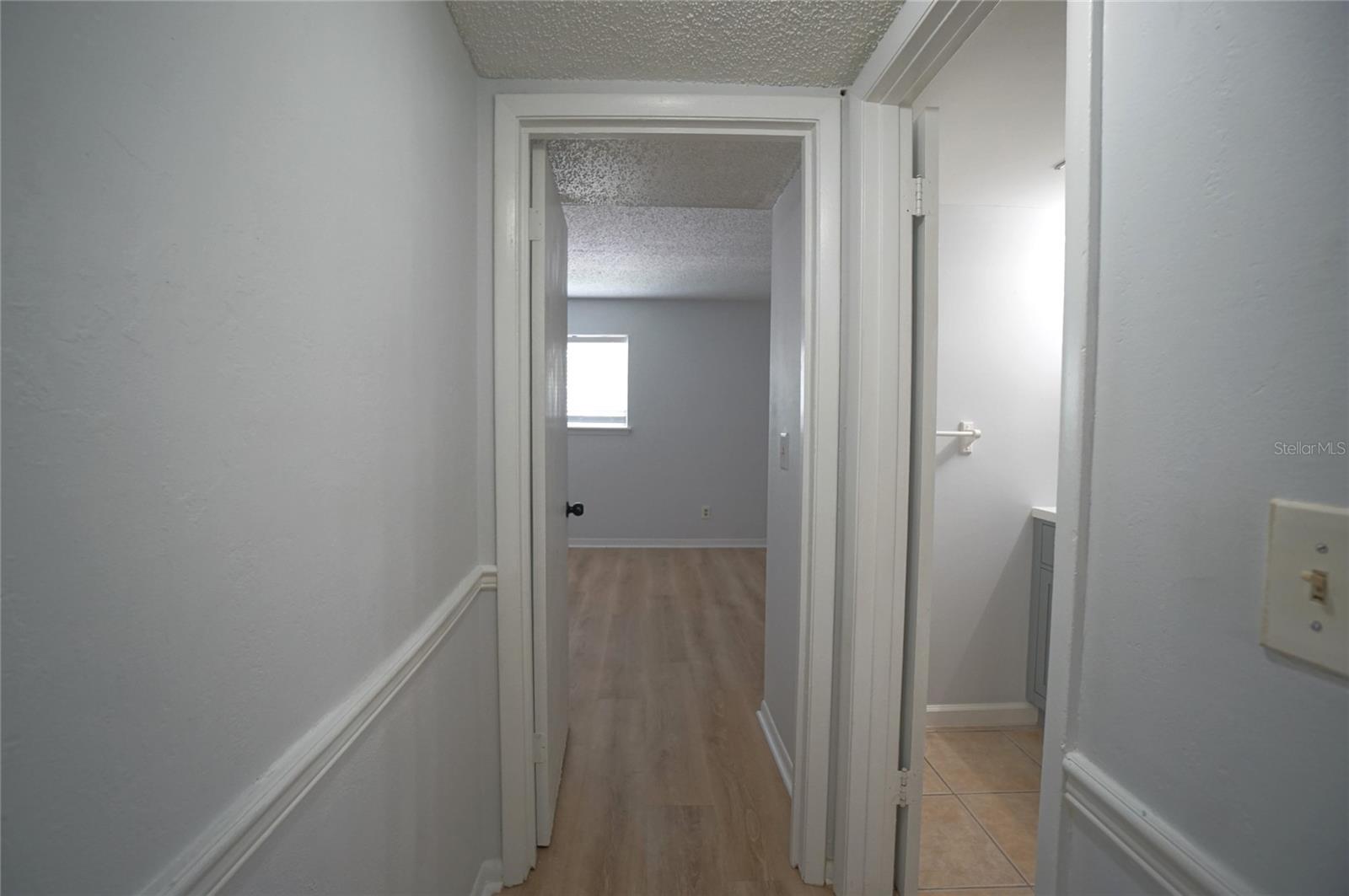 Image 5 of 21 For 6338 Newtown Circle B2