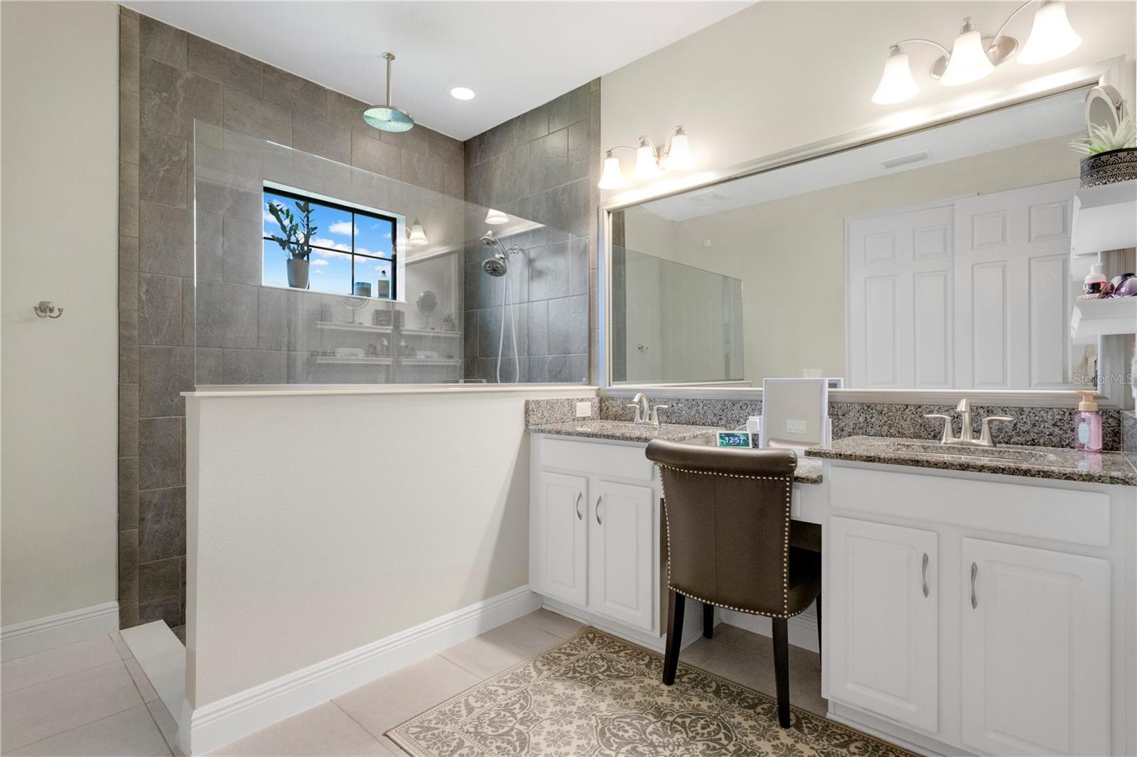 Listing photo id 14 for 3831 Woods Rider Loop