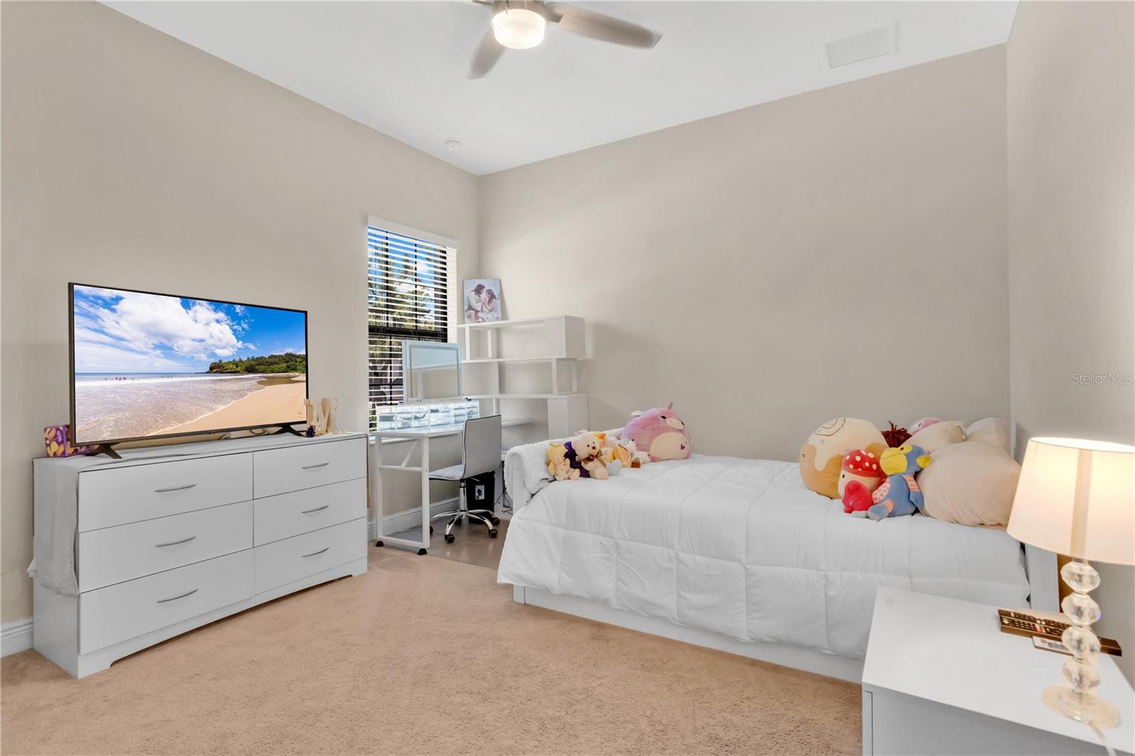 Listing photo id 17 for 3831 Woods Rider Loop
