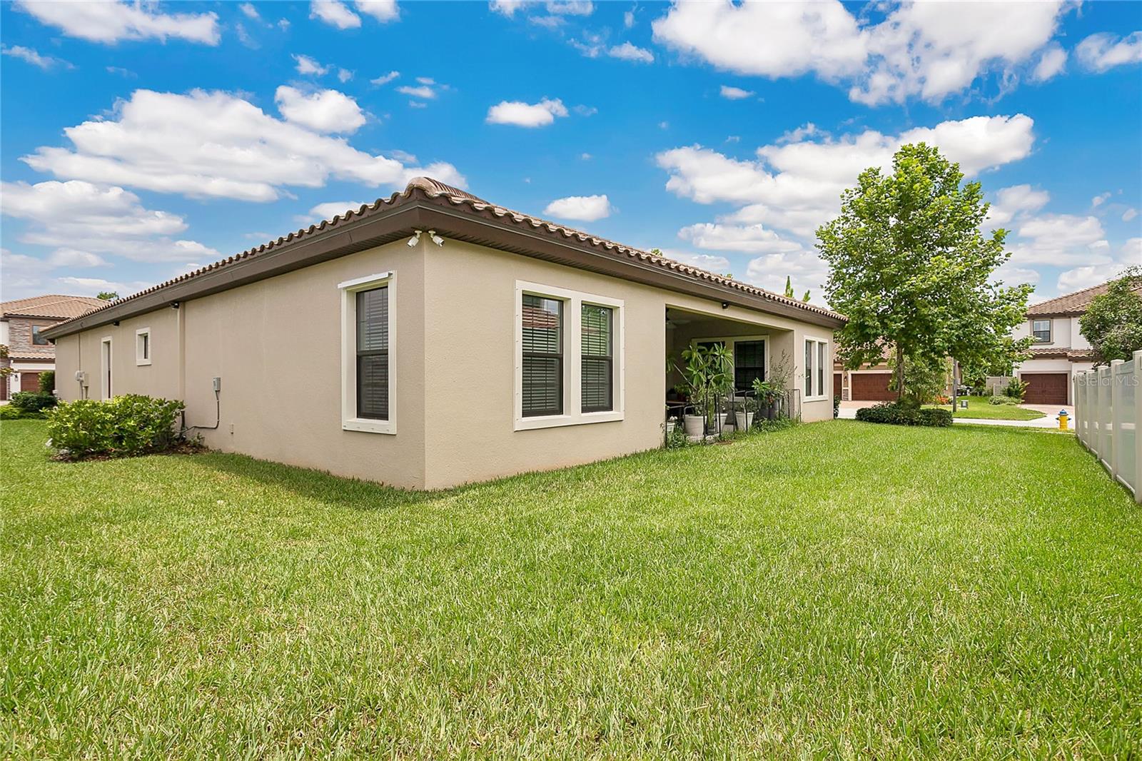 Listing photo id 28 for 3831 Woods Rider Loop