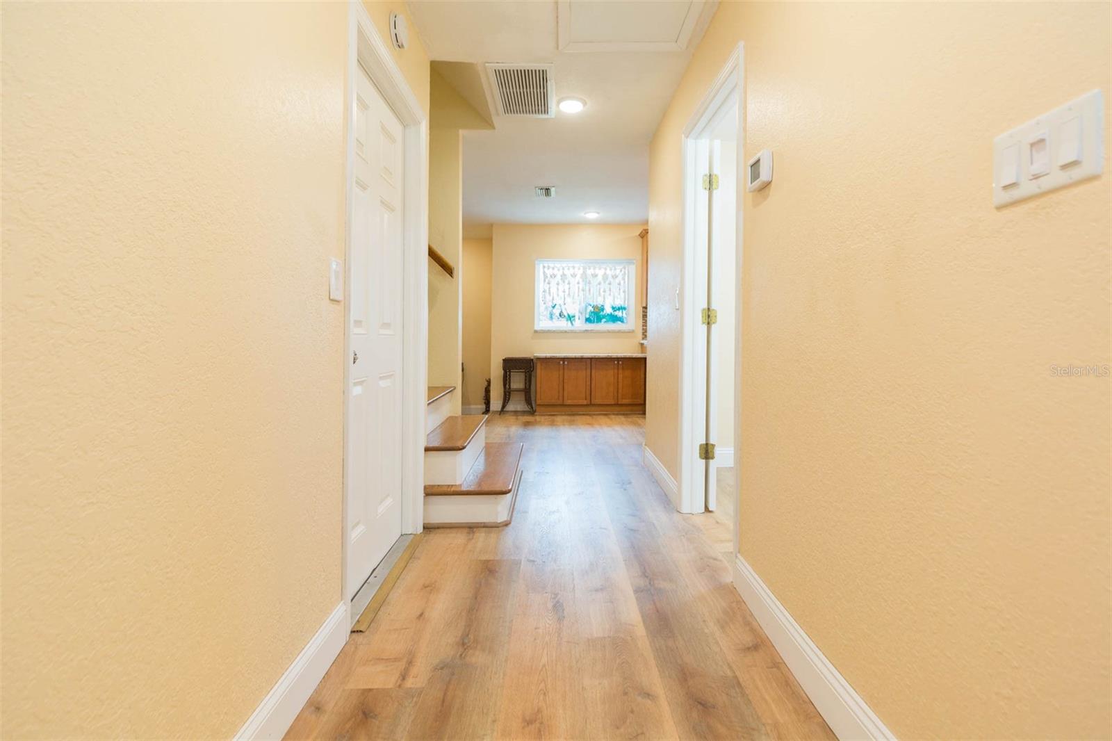 Image 5 of 45 For 7734 Ashford Court