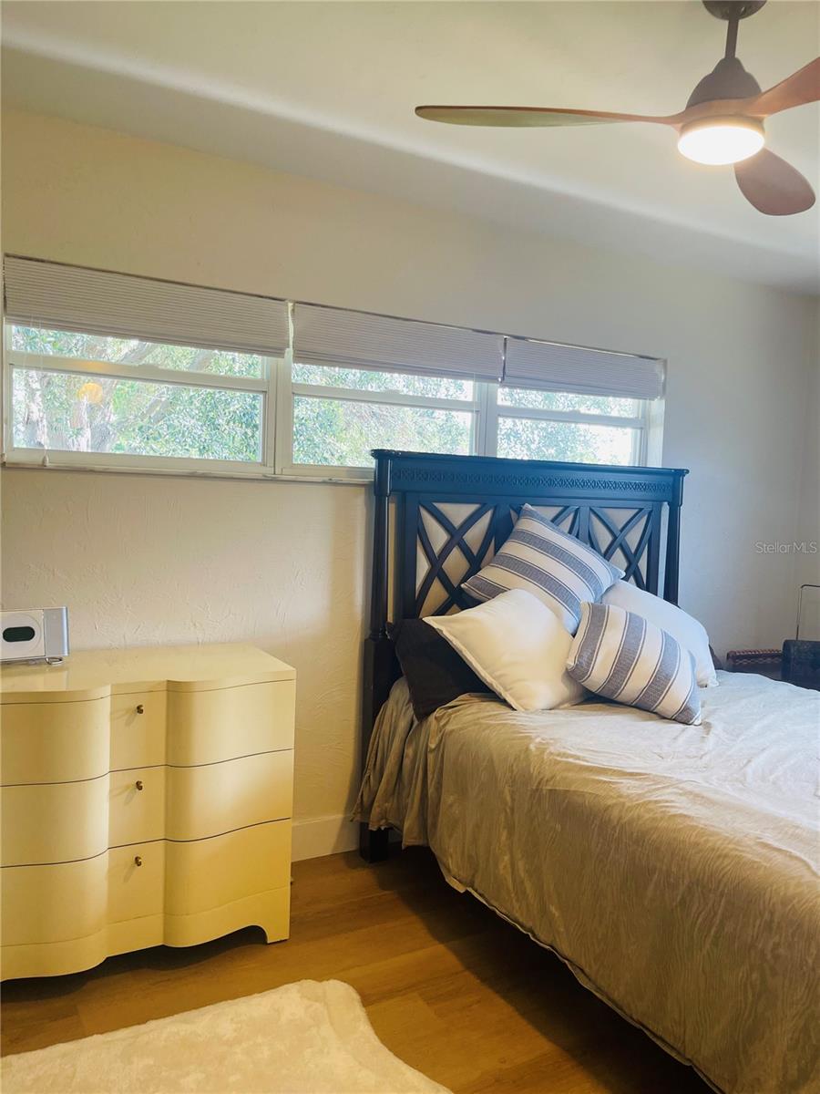 Image 3 of 11 For 2408 Sunnyside Street