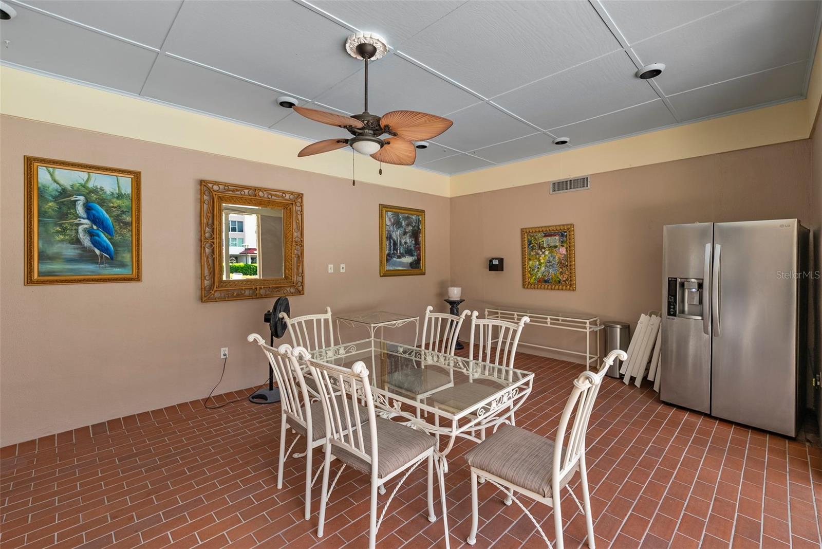 Image 41 of 44 For 2407 Ardson Place 201a