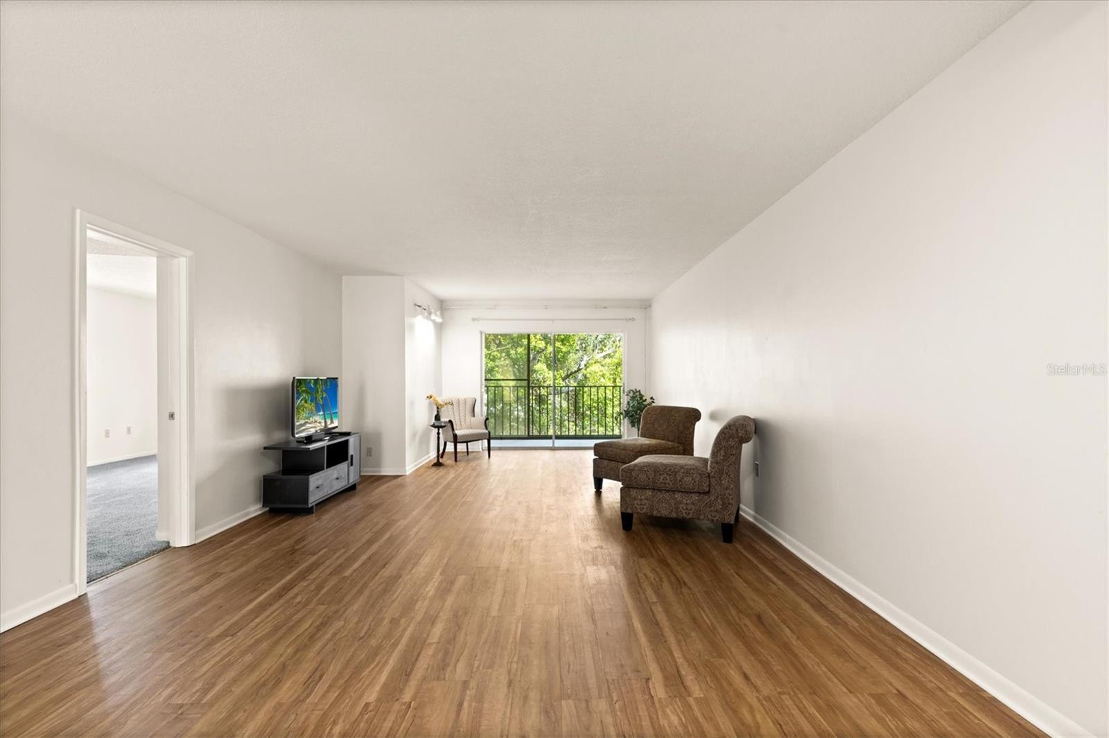 Image 10 of 53 For 840 Virginia Street 301