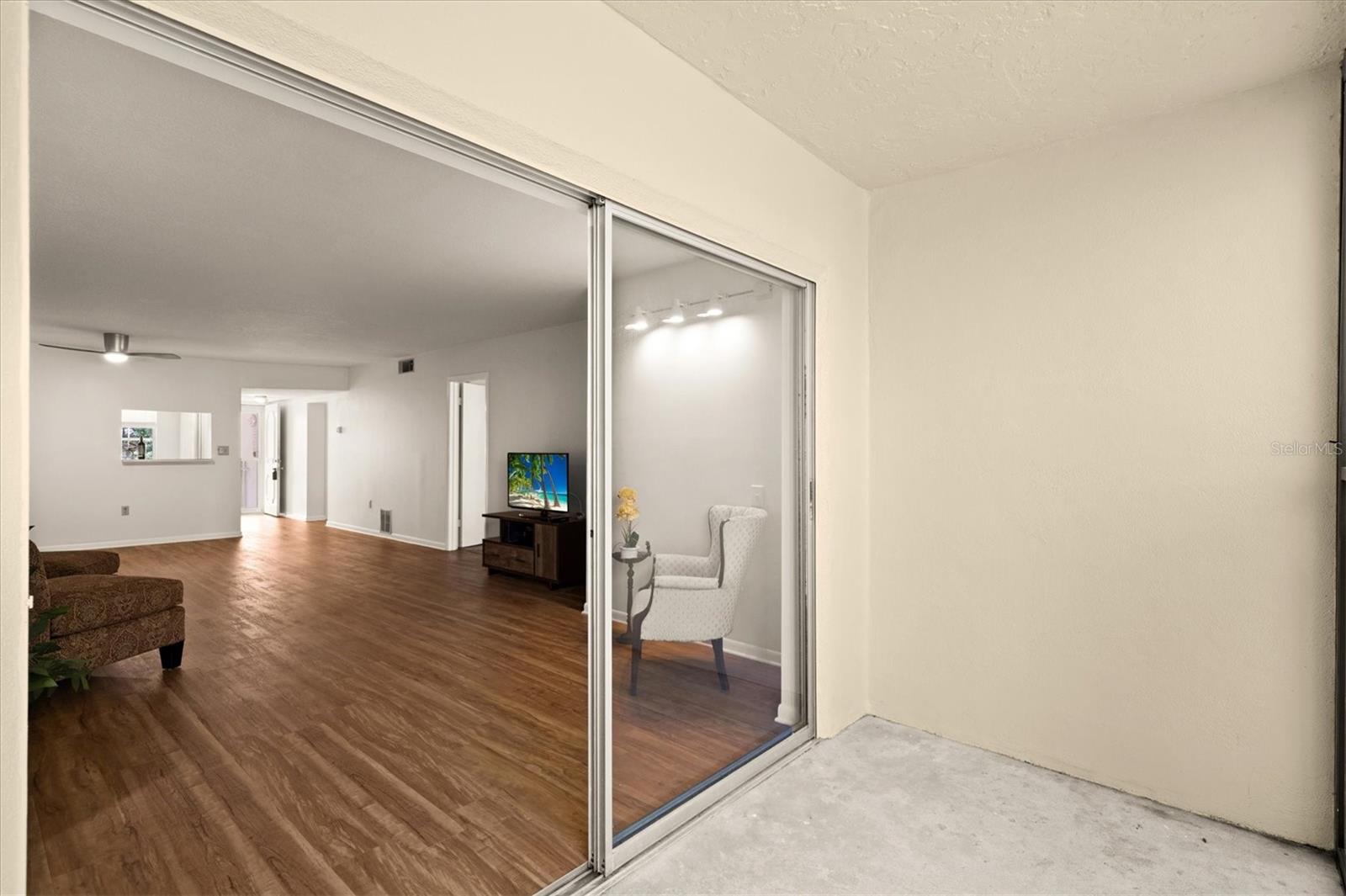 Image 14 of 53 For 840 Virginia Street 301