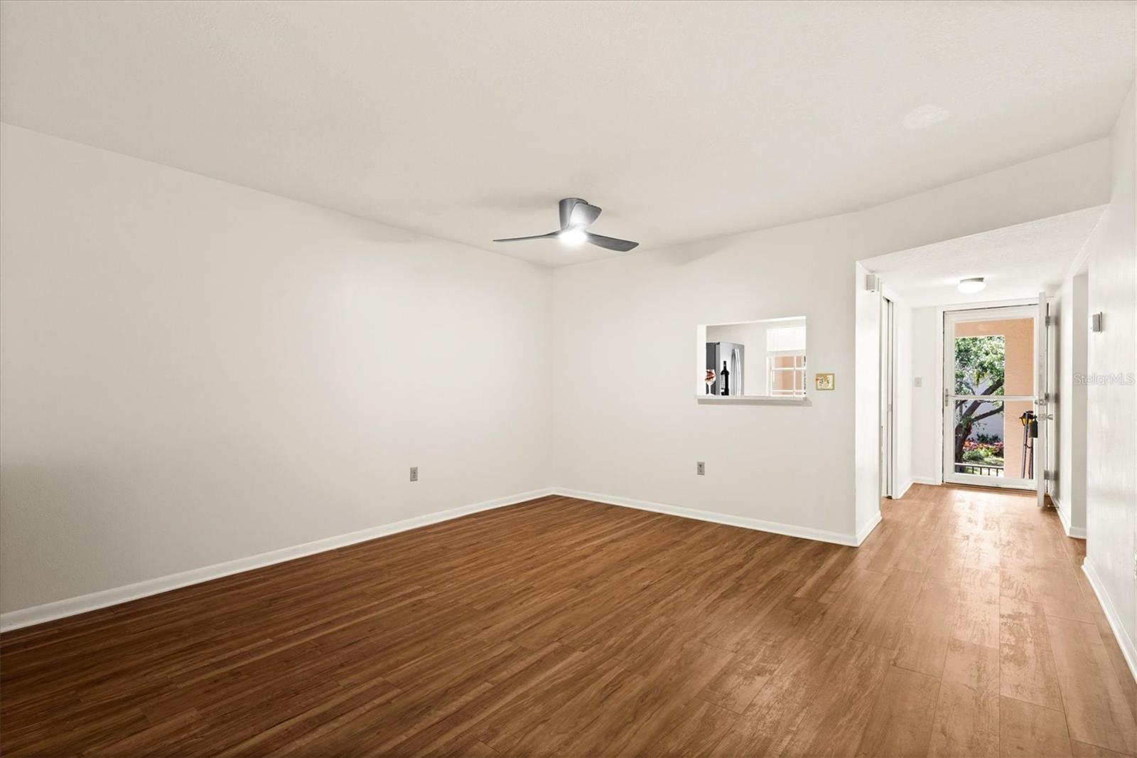 Image 16 of 53 For 840 Virginia Street 301
