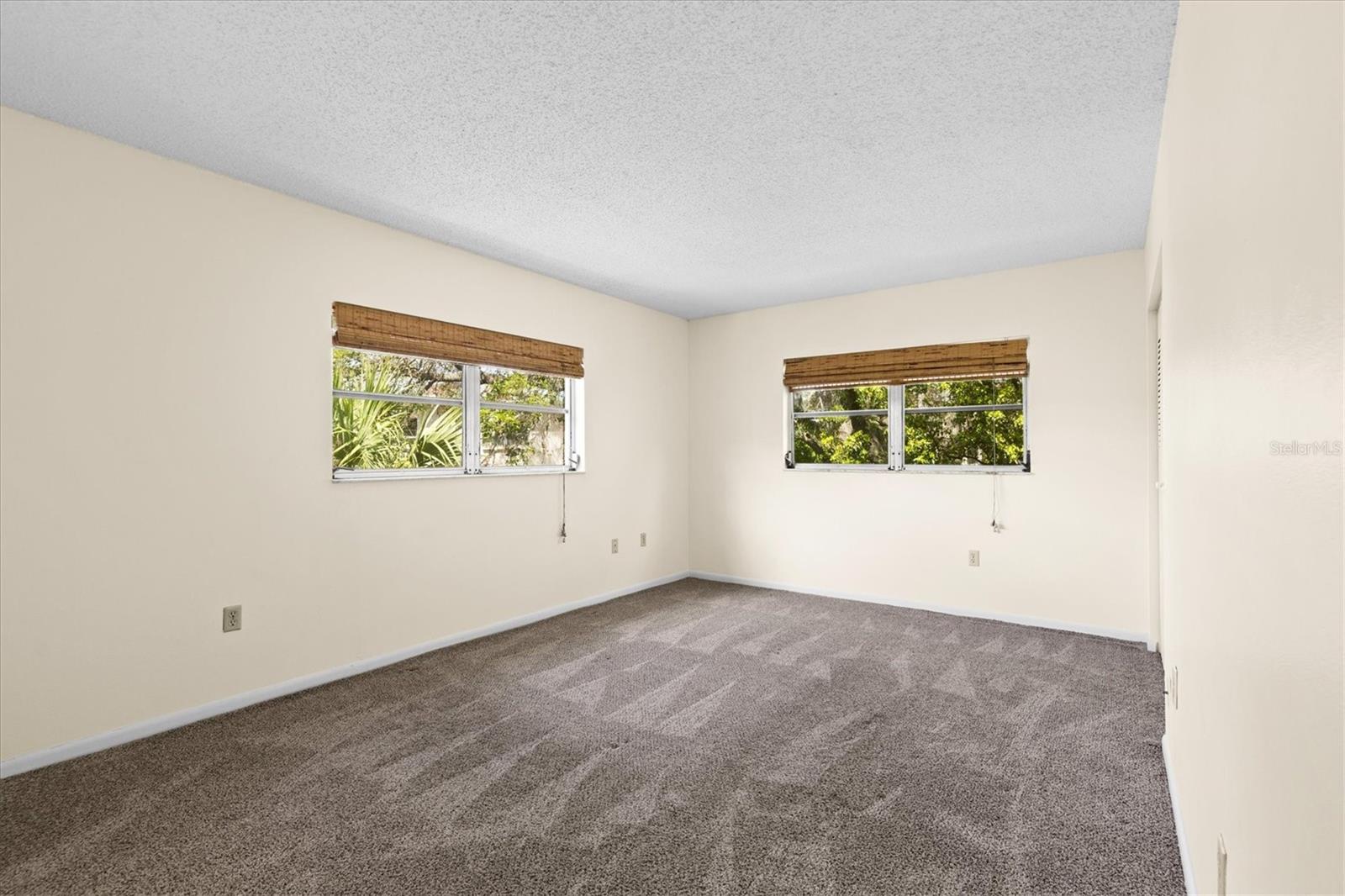 Image 22 of 53 For 840 Virginia Street 301
