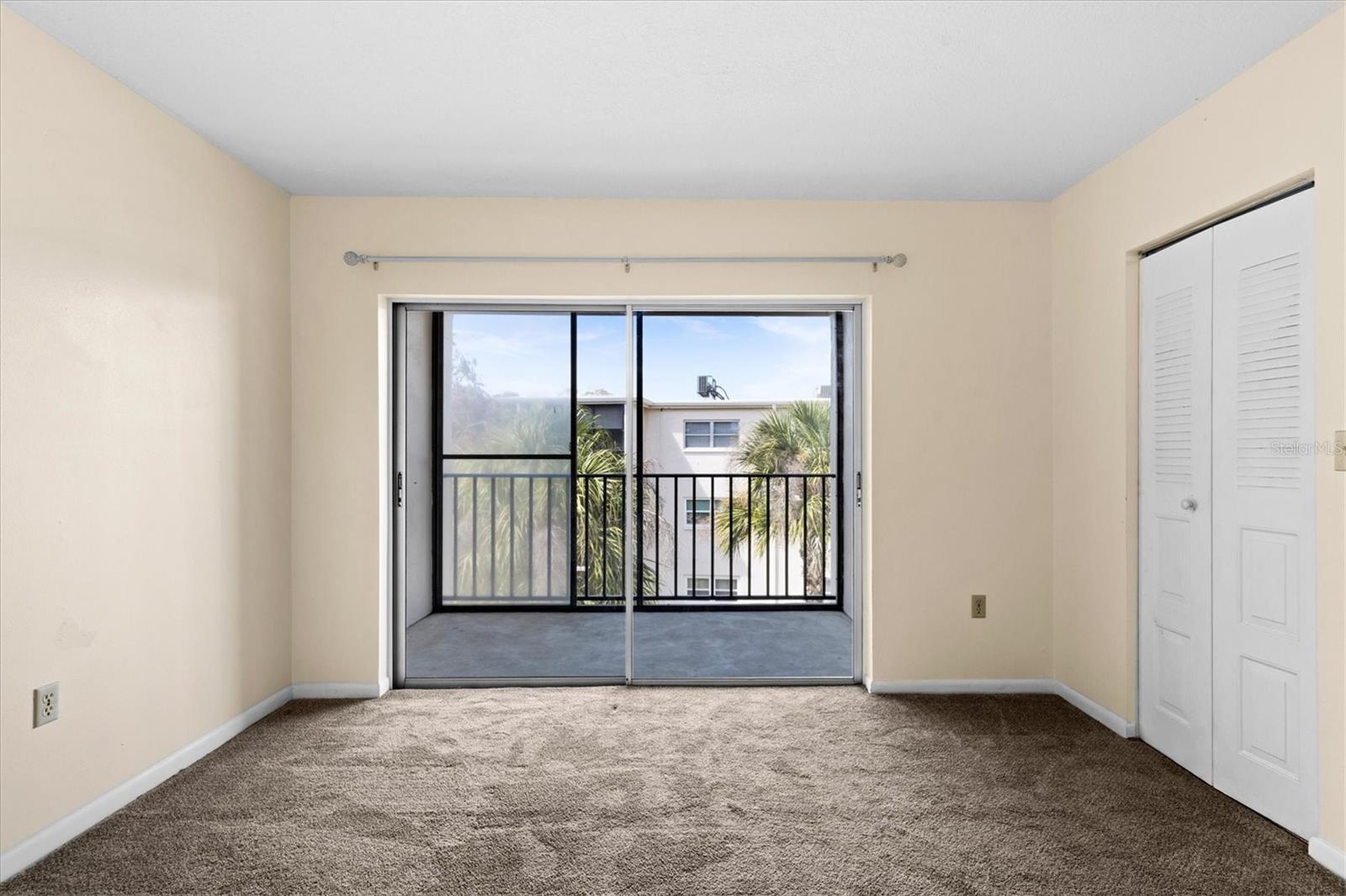 Image 30 of 53 For 840 Virginia Street 301