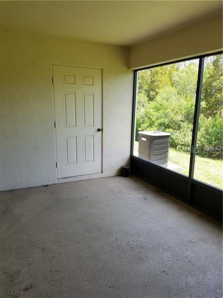 Image 22 of 25 For 2637 Oleander Lakes Drive