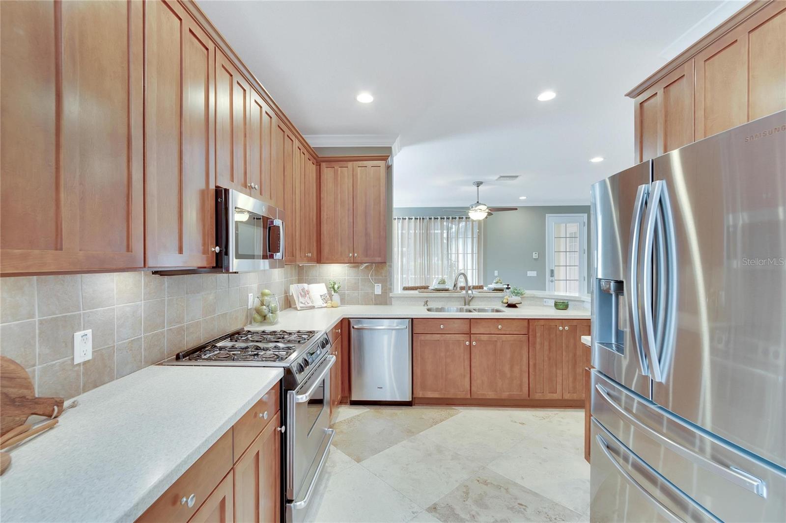 Image 15 of 69 For 213 Sela Cove Circle