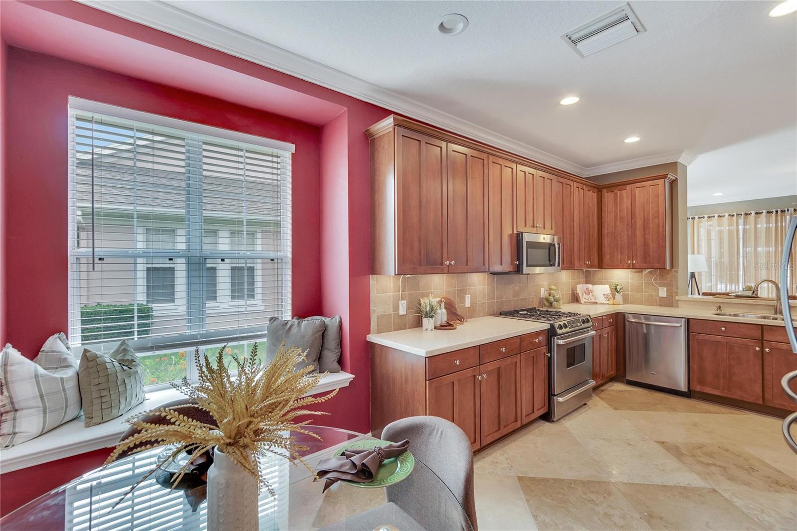 Image 17 of 69 For 213 Sela Cove Circle