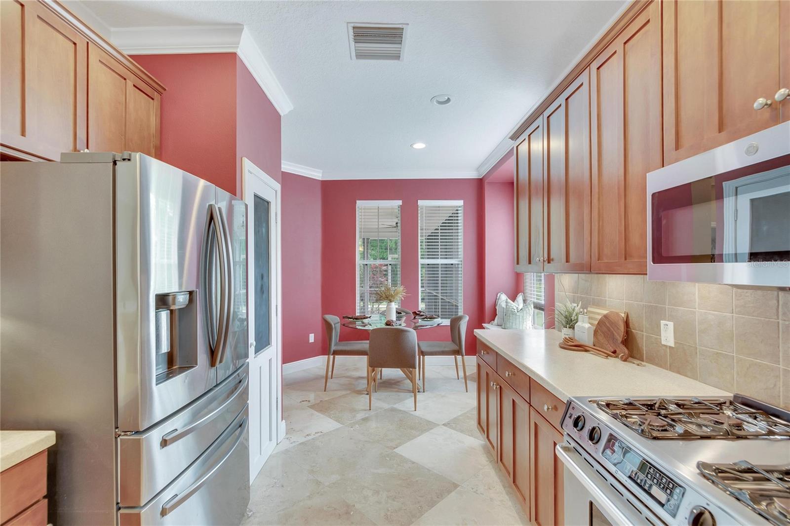 Image 21 of 69 For 213 Sela Cove Circle
