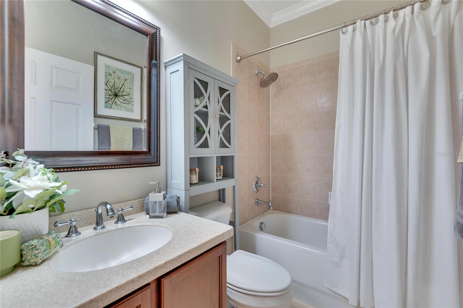 Image 34 of 69 For 213 Sela Cove Circle