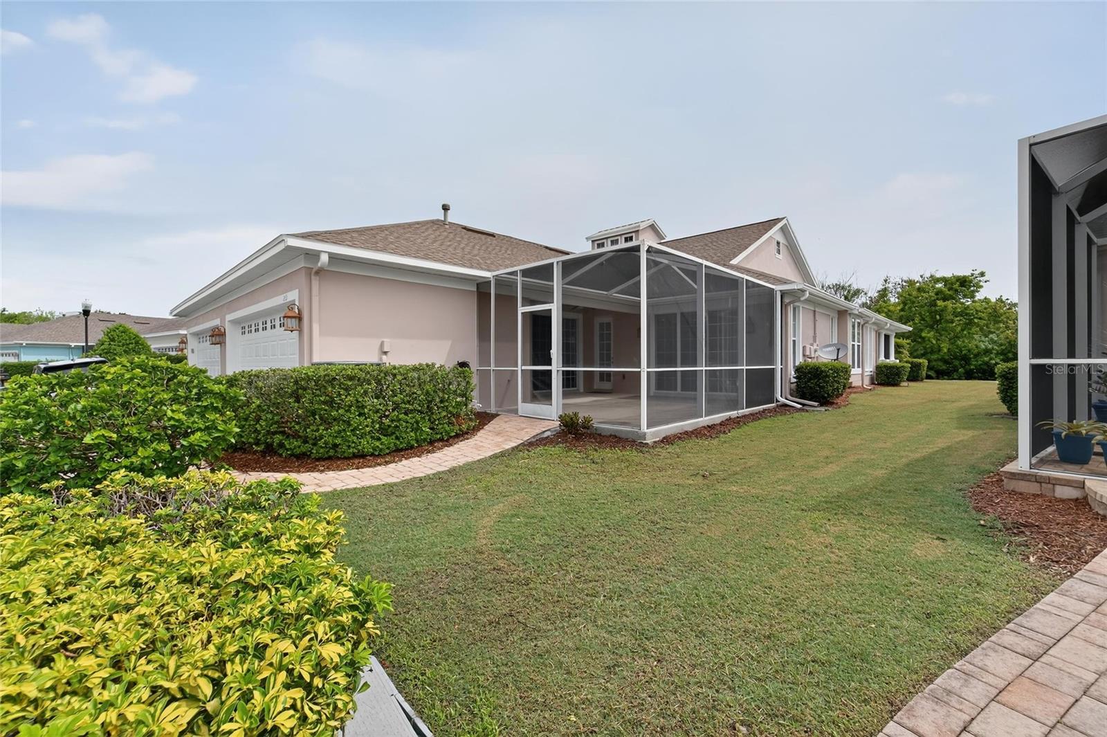 Image 45 of 76 For 209 Sela Cove Circle