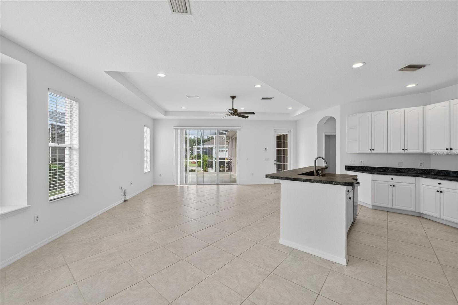 Image 8 of 76 For 209 Sela Cove Circle