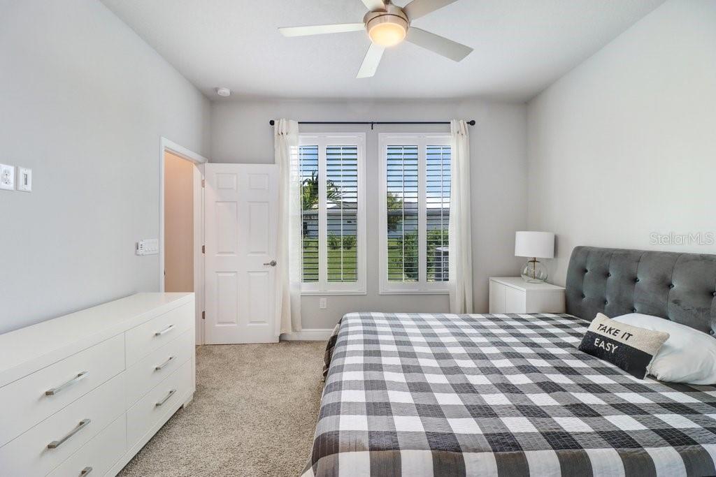 Image 12 of 32 For 11809 Catawba Cove