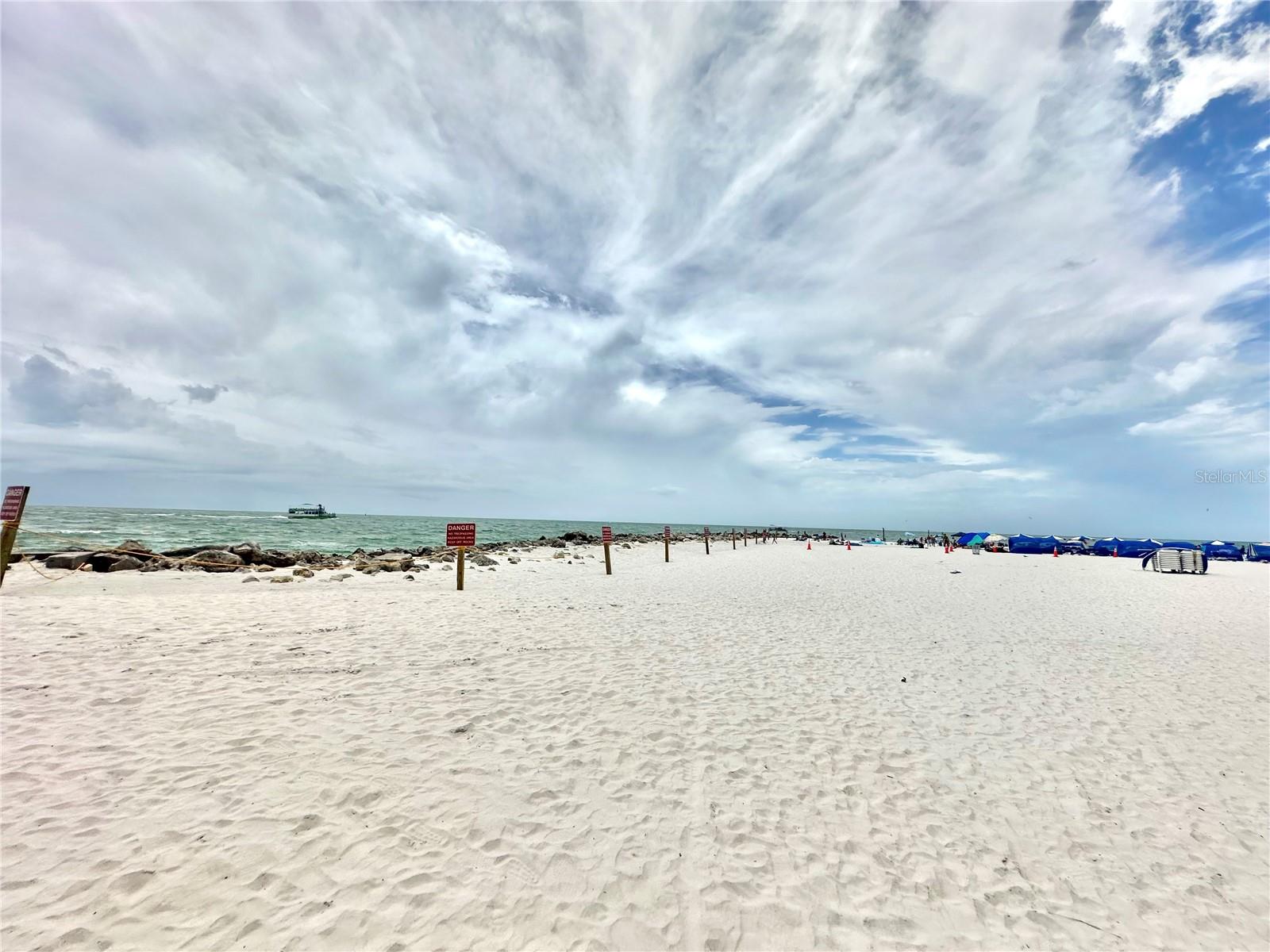 Image 23 of 23 For 445 Gulfview Boulevard 421