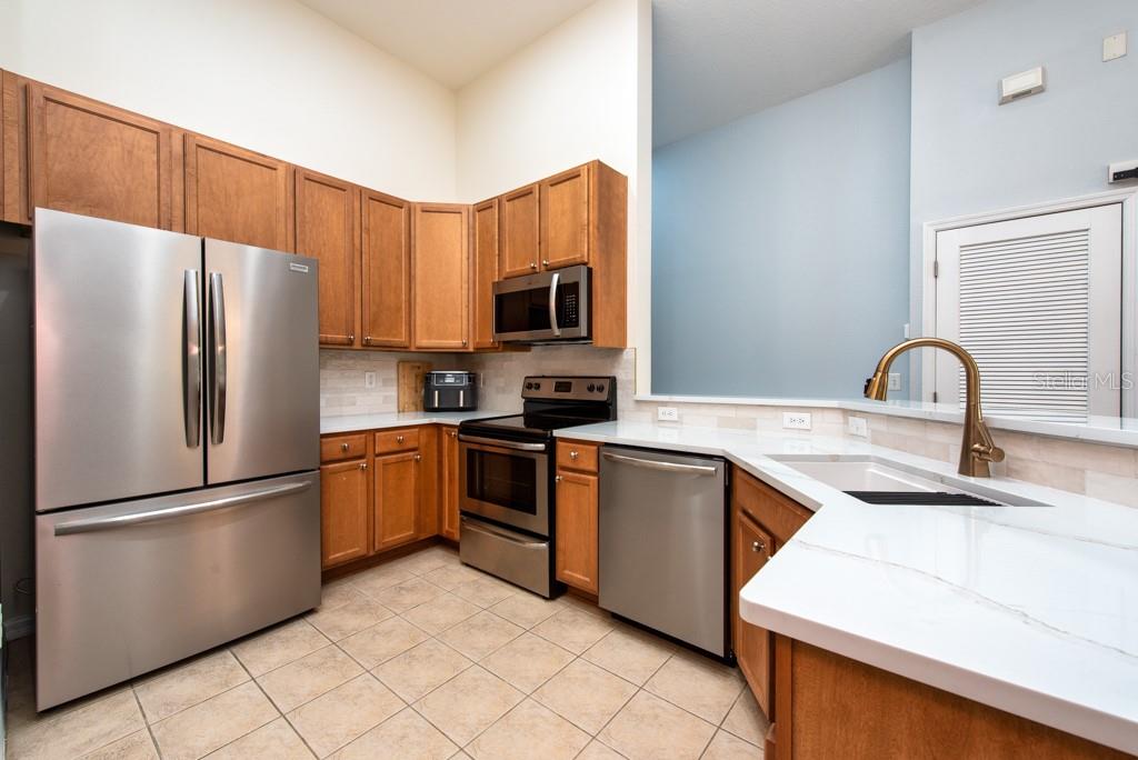 Image 12 of 26 For 7001 Interbay Boulevard 121