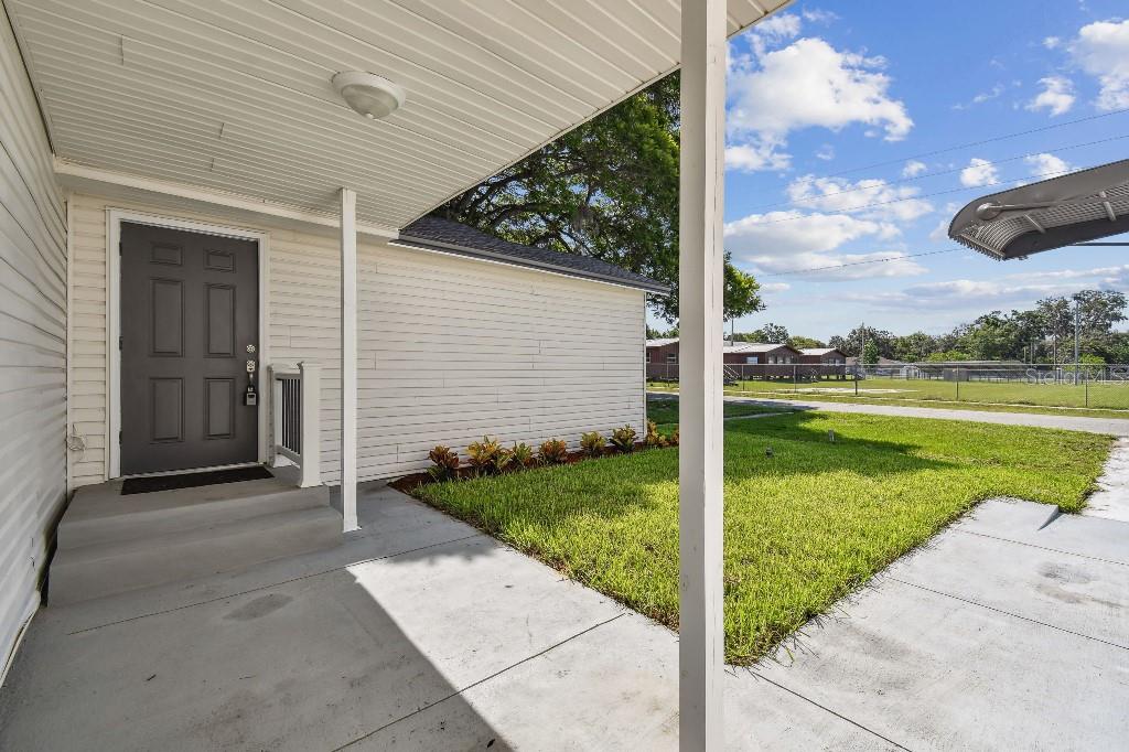 Image 4 of 40 For 38323 11th Avenue