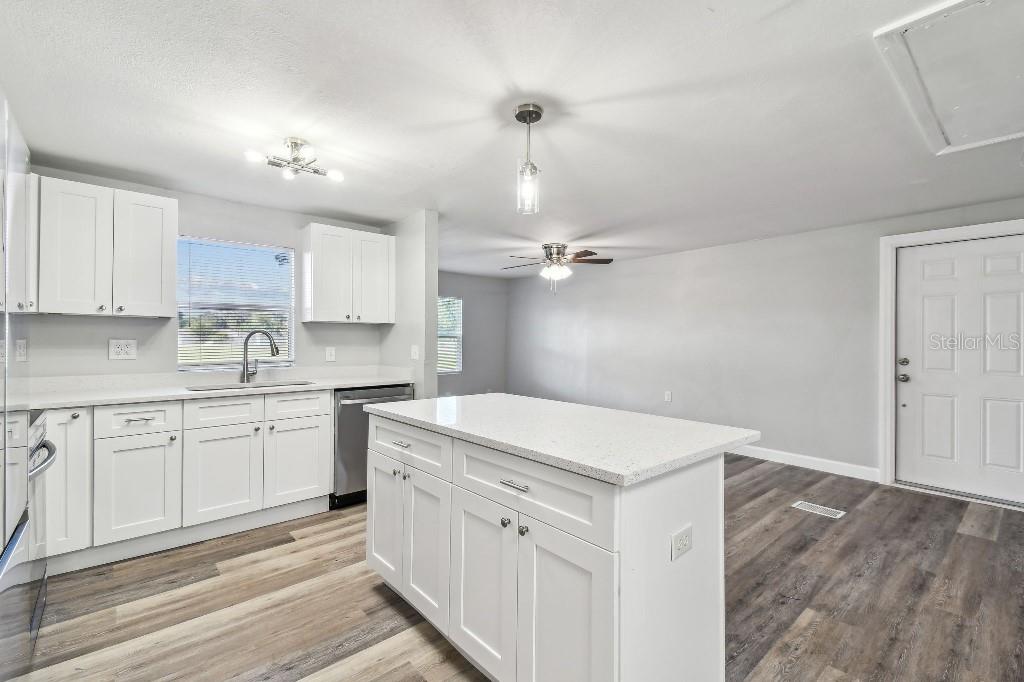 Image 8 of 40 For 38323 11th Avenue