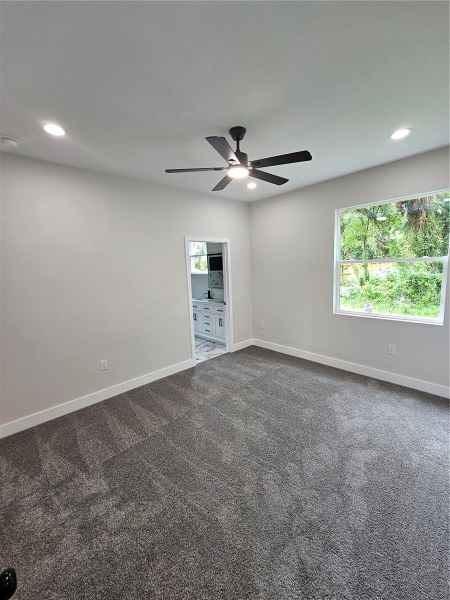 Image 17 of 22 For 3712 35th Street 1-2
