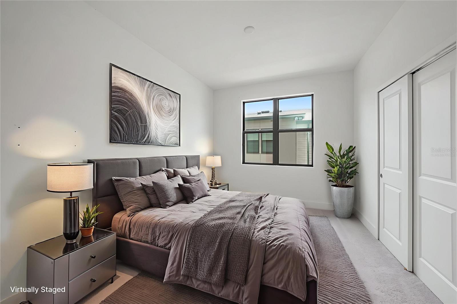 Image 30 of 53 For 2511 Grady Avenue 6