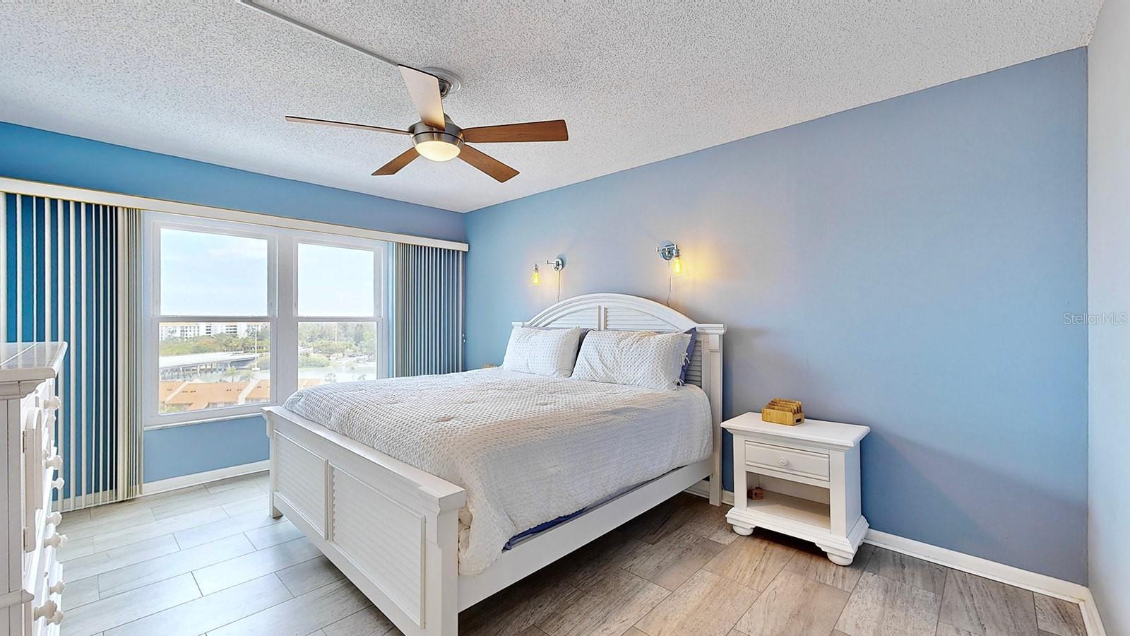 Image 16 of 48 For 4900 Brittany Drive S 1011